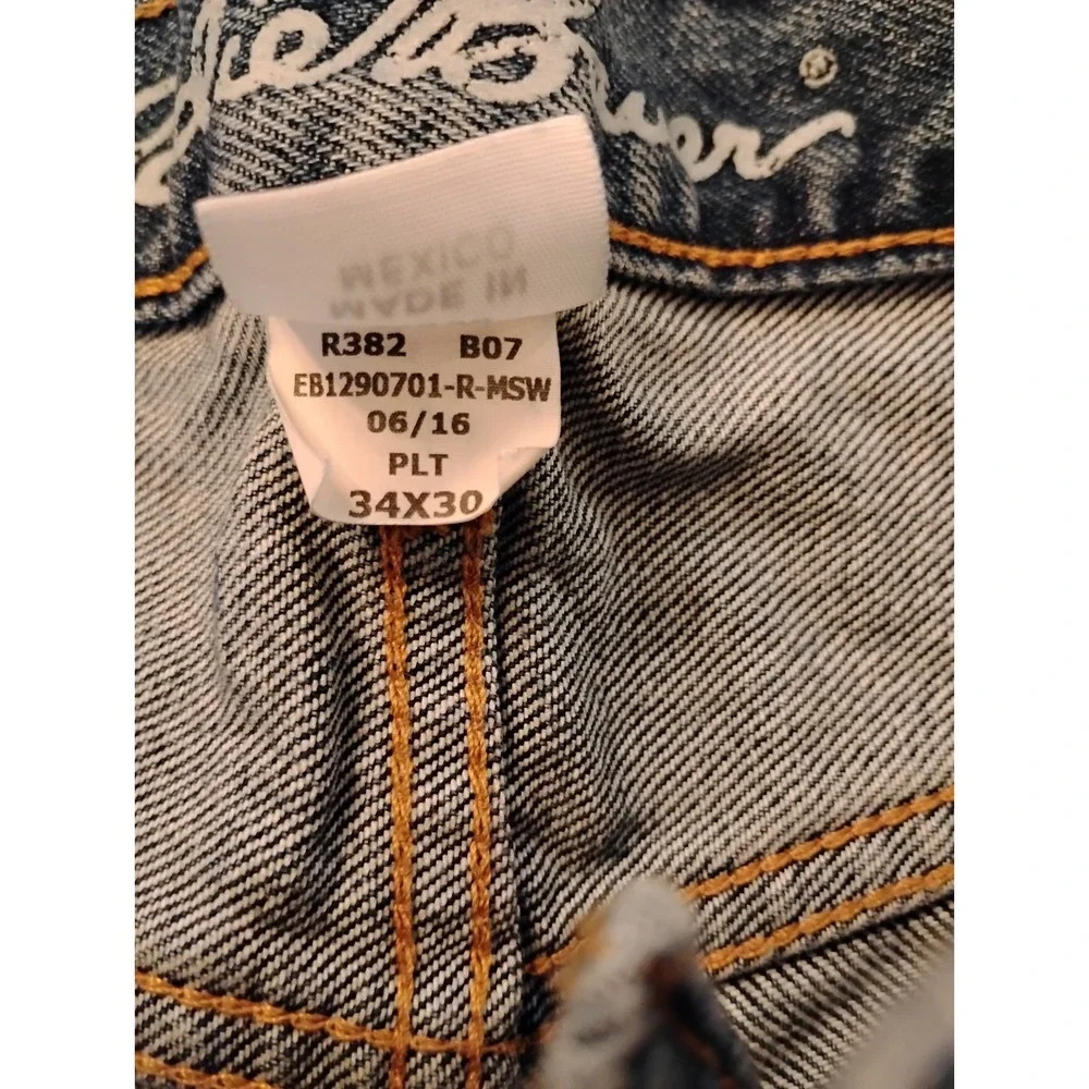 Eddie Bauer Mens Relaxed Fit Jeans Medium Wash Blue Denim 34x30 EB1290701-R-MSW